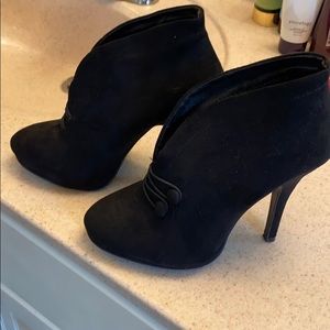 Apt. 9 Ankle Booties
